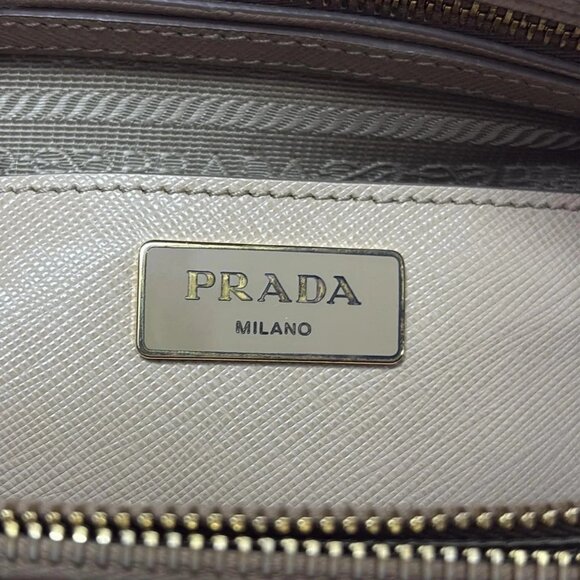 Auth PRADA - BL0836 Beige Leather Handbag - Picture 8 of 9